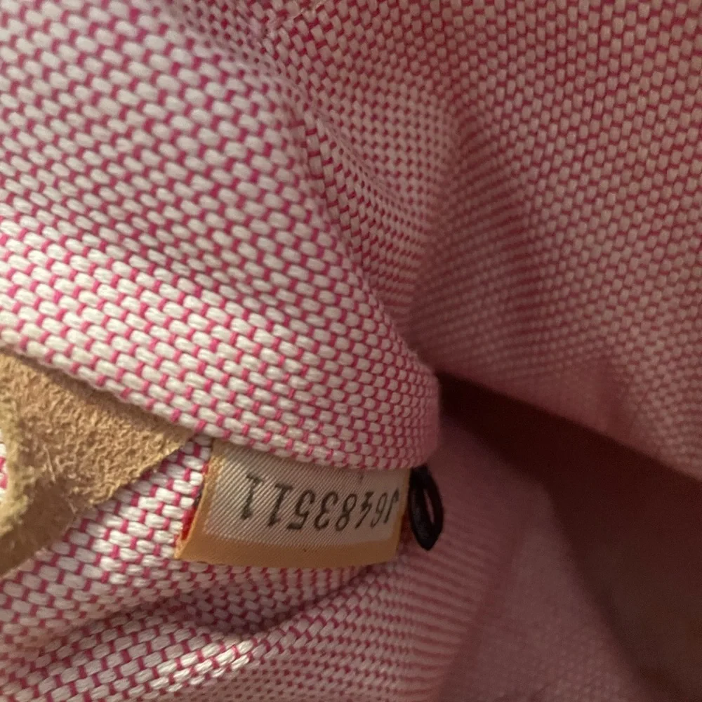 Dooney and Bourke Cream Monogram Lock Closure Tote Bag Purse Style with COA - Picture 7 of 8